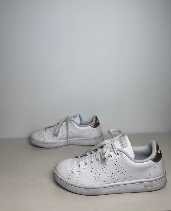 Shoes Sneakers By Adidas In Gold & White, Size: 9.5 Fashion