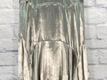 Skirt Midi By Clothes Mentor In Silver, Size: Xs For Sale