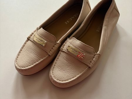 Shoes Flats By Coach In Cream, Size: 6 Cheap