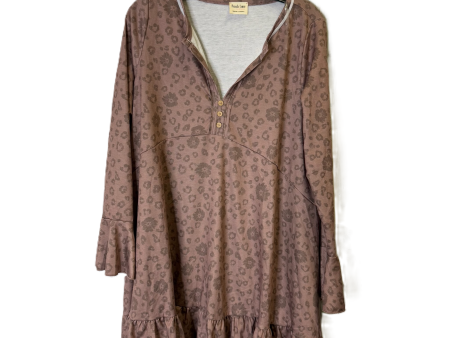 Top Long Sleeve Basic By Peach Love Cream California In Animal Print, Size: L Online now