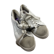 Shoes Sneakers By Clothes Mentor In White, Size: 8 Supply