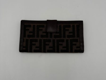 Wallet Luxury Designer By Fendi, Size: Medium Sale